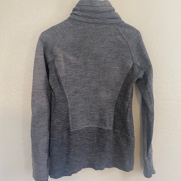 Lululemon Radiant Jacket Womens Size 6 Heathered Core Dark Grey Funnel Neck Zip - Picture 3 of 6